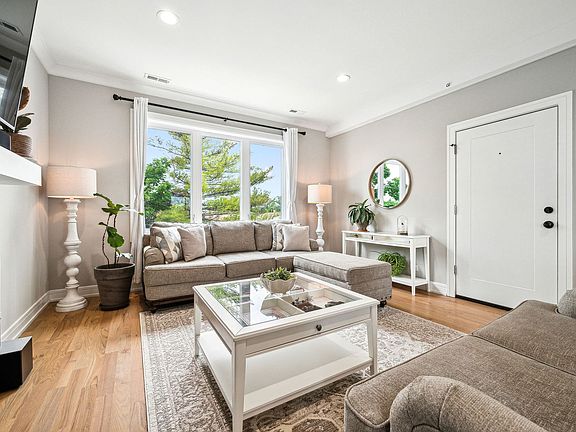 5th image of 7230 W Belden Ave #3