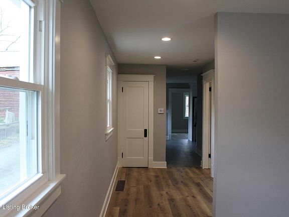 4th image of 1101 E Saint Catherine St