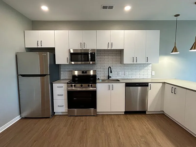 Boho Flats | Modern Living in Omaha's Historic Little Bohemia — Photo 27