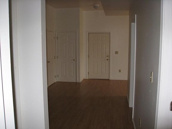 4th image of 3 River St #11