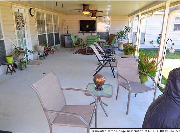 4th image of 12228 Sprucewood Dr