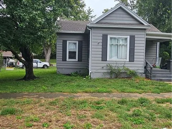 2423 Mary St, Saint Joseph, MO 64507