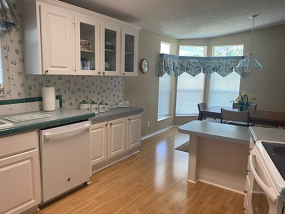 2nd image of 2350 Mulligan Dr