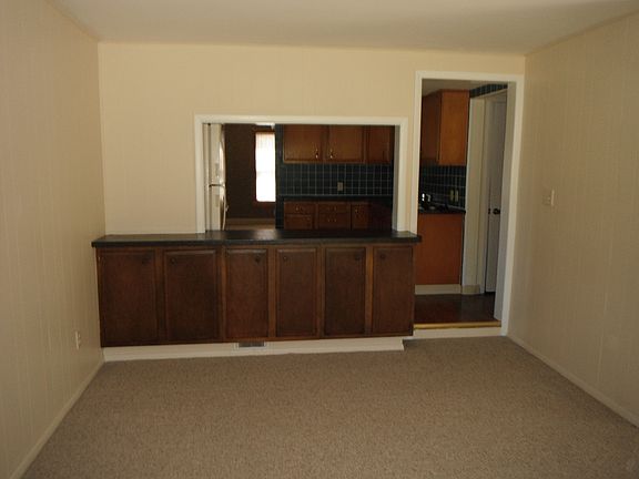 Breakfast bar