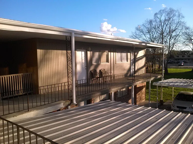 6426 Hansen St — Photo 3