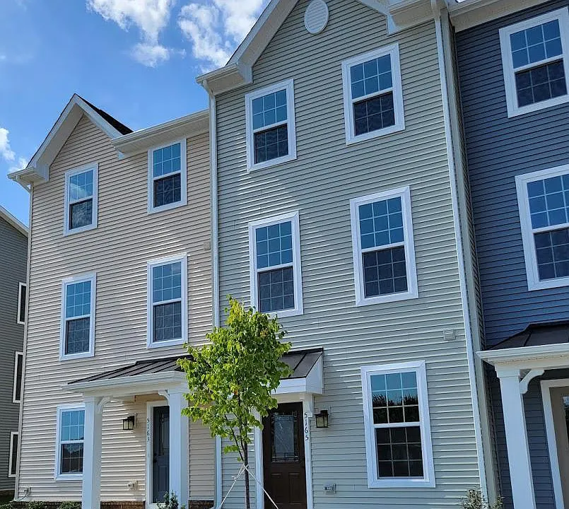 5165 Penn St