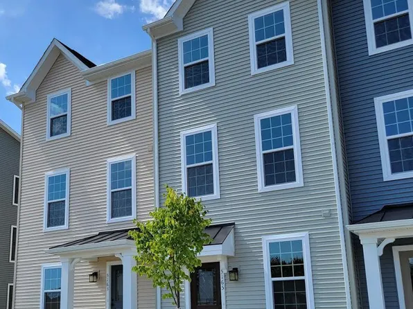 5165 Penn St, Bealeton, VA 22712