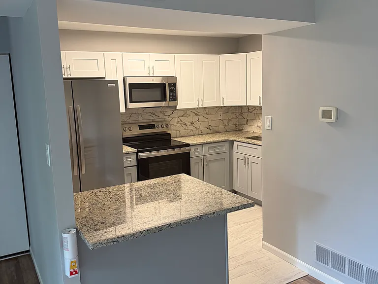 842B Putnam Blvd #842 — Photo 3