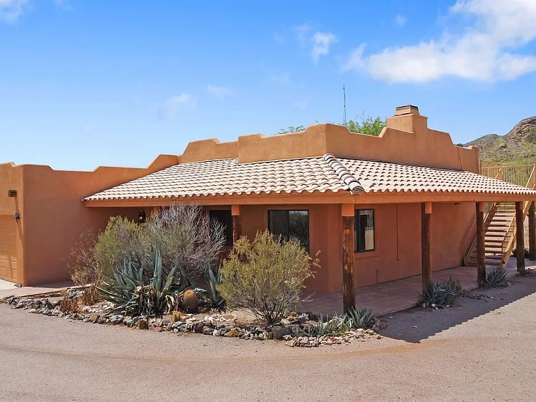 670 E Moon Vista St — Photo 7