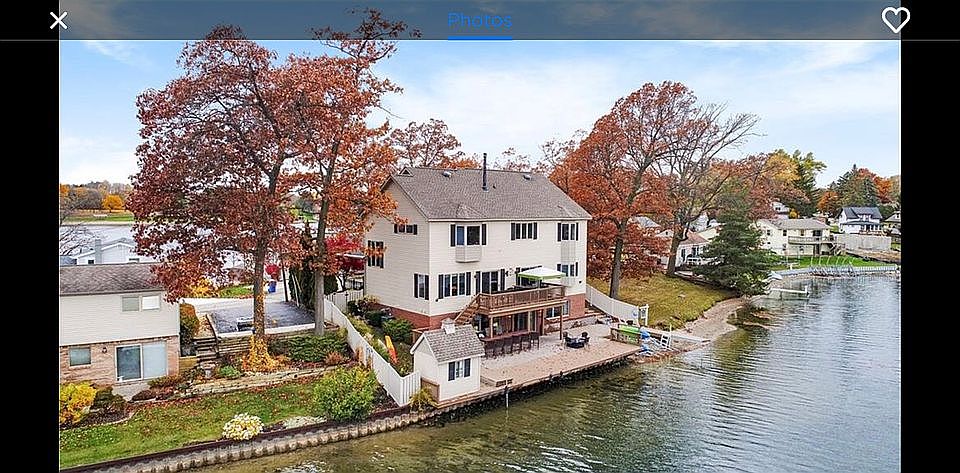 2nd image of 1224 Lakeside Dr