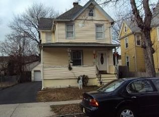 621 E 6th St, Plainfield, NJ 07060