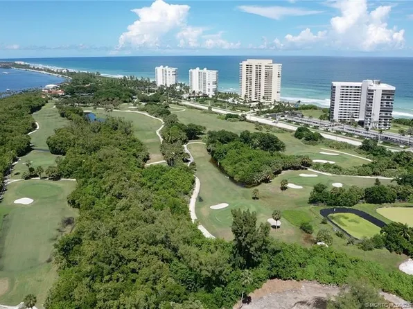 8800 S Ocean Dr, Jensen Beach, FL