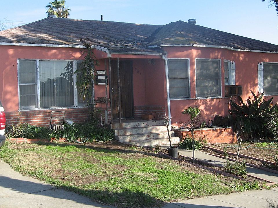 1st image of 605 S San Jacinto Dr