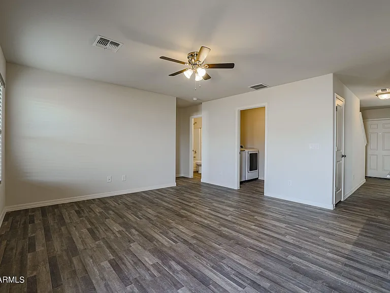 110 E Impala Pl — Photo 4