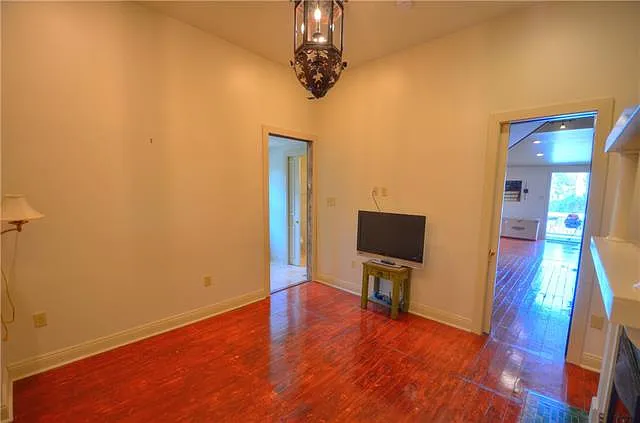 919 Jackson Ave #C — Photo 8