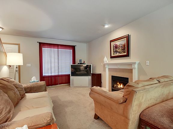 4th image of 1913 27th Avenue Ct SW