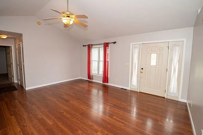53620 Springfield Ct — Photo 4