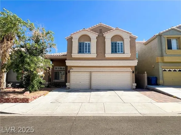 8125 Rio De Janeiro Dr, Las Vegas, NV 89128