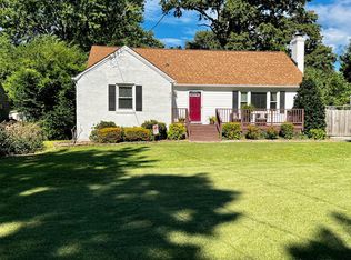 907 Jackson Dr, Williamsburg, VA 23185