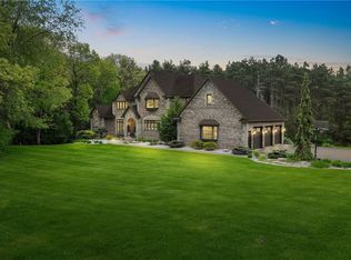 6355 Whitetail Dr, Eau Claire, WI 54701