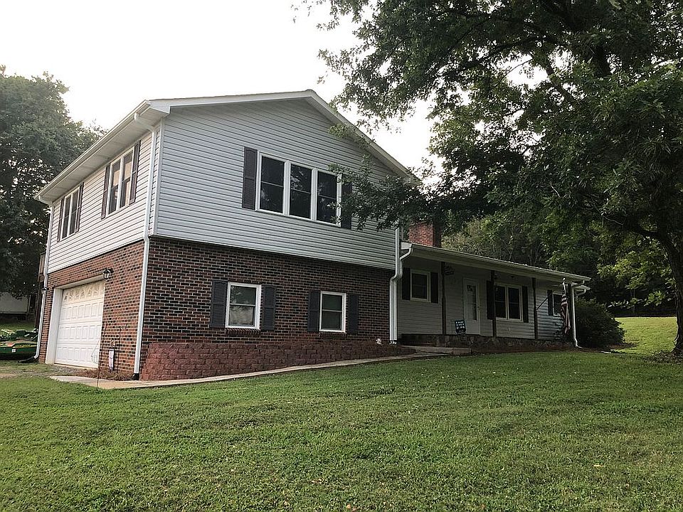 1st image of 110 Kingsdale Dr