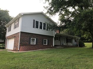 110 Kingsdale Dr, Statesville, NC 28625