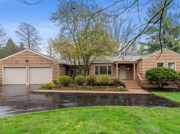 1884 Wanninger Ln, Cincinnati, OH 45255