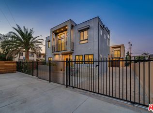 11251 1/2 Hatteras St, North Hollywood, CA 91601