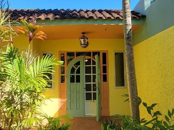 302 Int Calle Vis, Rincon, PR 00677