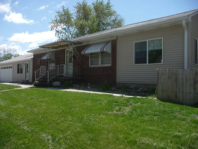 2440 23rd Ave photo 1