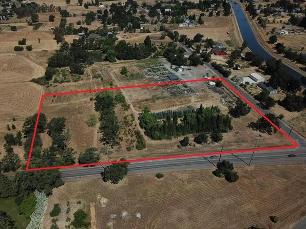 12800 Quince Ln, Wilton, CA 95693