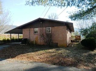 55 Hyde Rd, Bryson City, NC 28713