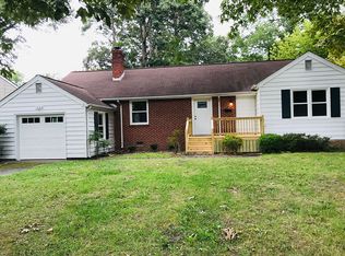 1206 Country Club Rd, Newport News, VA 23606