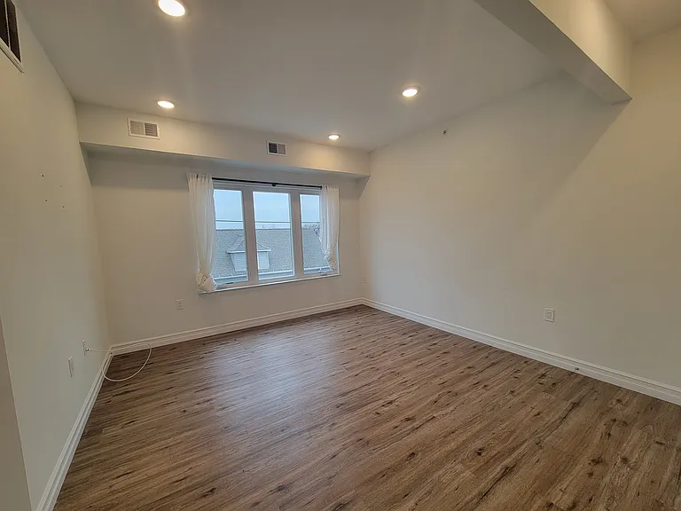 91 Jewell St #6 — Photo 5
