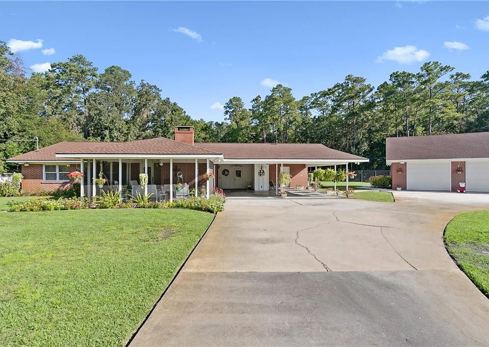 1st image of 435 Chapel Crossing Rd