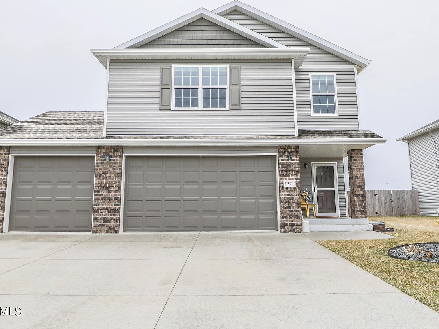 1307 Southwood Dr, Dilworth, MN 56529 Zillow