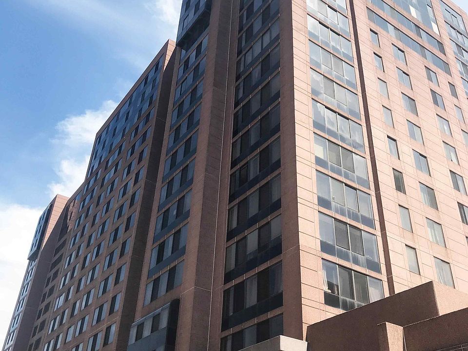 1st image of 4 Martine Ave