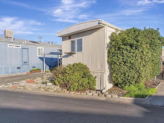 2nd image of 5342 Rexford Way