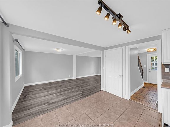 5th image of 10357 Shenandoah Cres