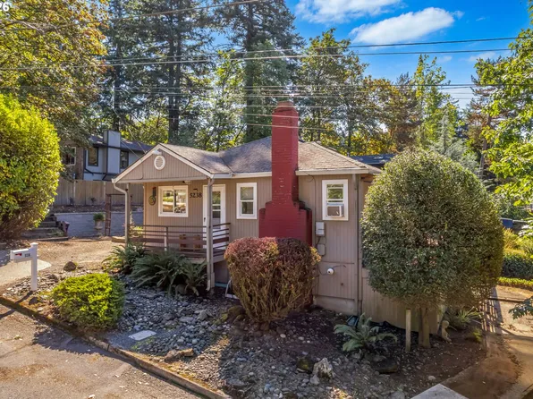 5238 SW Vacuna St, Portland, OR 97219