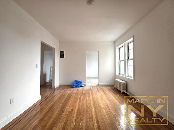 4th image of 36-20 Parsons Blvd #6C