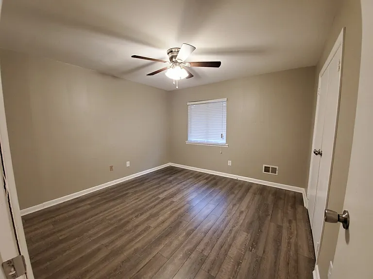 524 Wessinger St — Photo 9