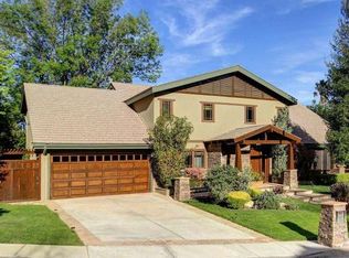 3664 Gleneagles Dr, Tarzana, CA 91356