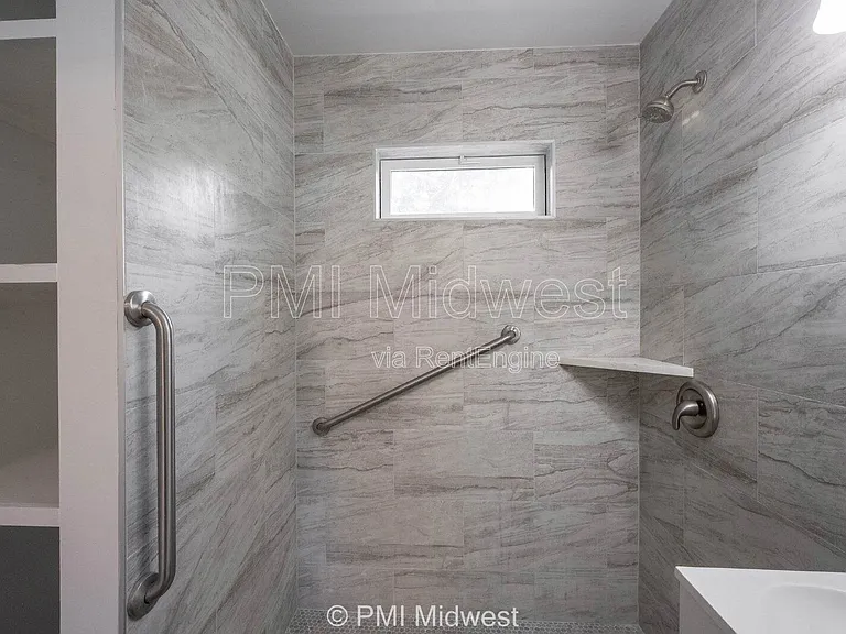 4627 Karen Dr — Photo 20