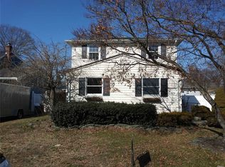 27 Eimer St, Patchogue, NY 11772