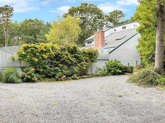 4th image of 8 Lakewood Ave