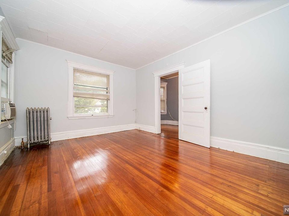 461 Larch Ave FLOOR 2, Bogota, NJ 07603 Zillow