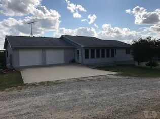 504 Blaine St, Guernsey, IA 52221