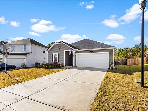 2nd image of 114 Layken Dr