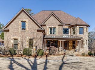 704 Old Cumming Rd, Buford, GA 30518